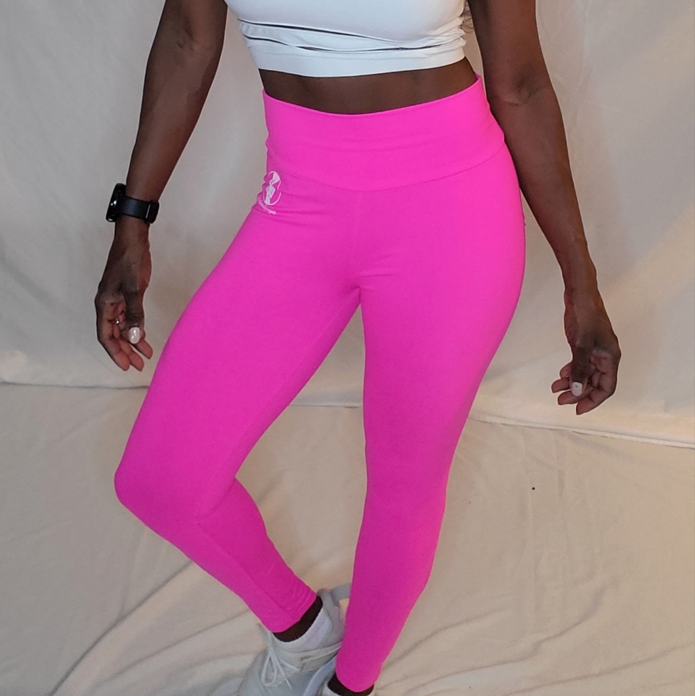 Womens full length leggings with ruching pockets